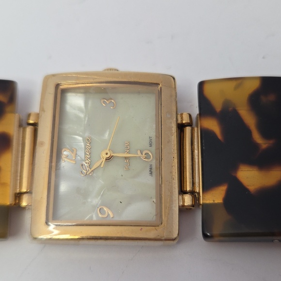 Vintage 90s Geneva Tortoise Shell Womens Wrist Watch - Gold Square Face 7.5\
